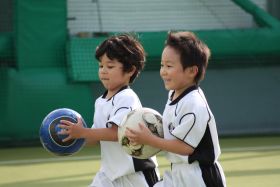 2才から始められるAPSサッカークラブ　渋谷区・新宿区・港区・中野区・練馬区・板橋区