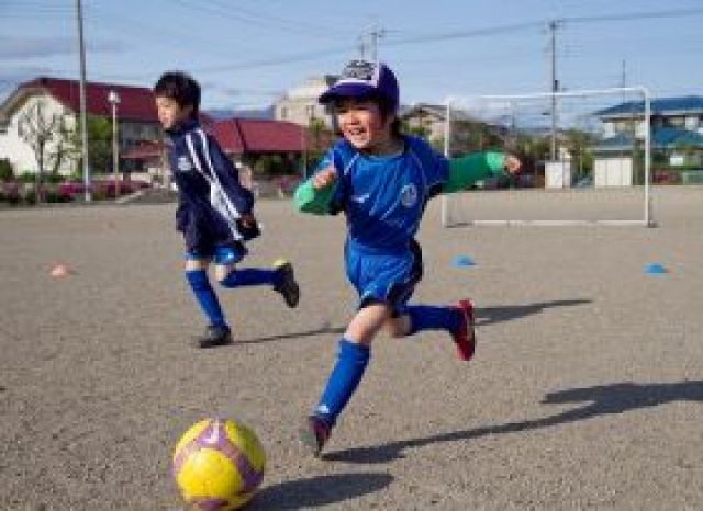 2歳から習えるJSNサッカークラブ 淡路市スクール